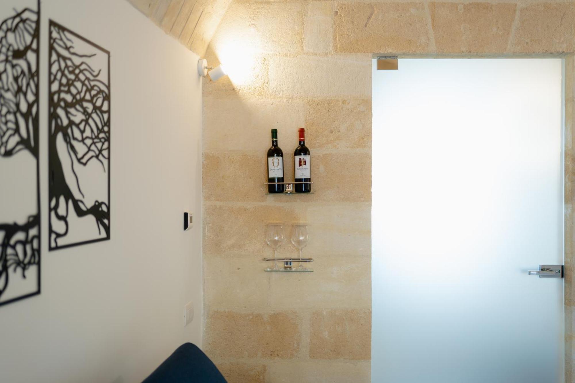 Palazzo Virgintino - Sassi Rooms มาเตรา ภายนอก รูปภาพ